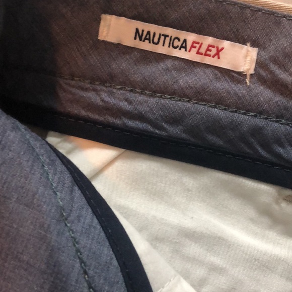 Men’s Nautica khaki pants - Picture 3 of 8